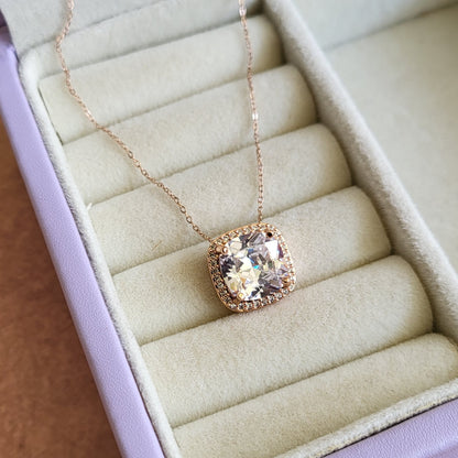 Sarah pendant chain (clear stone)