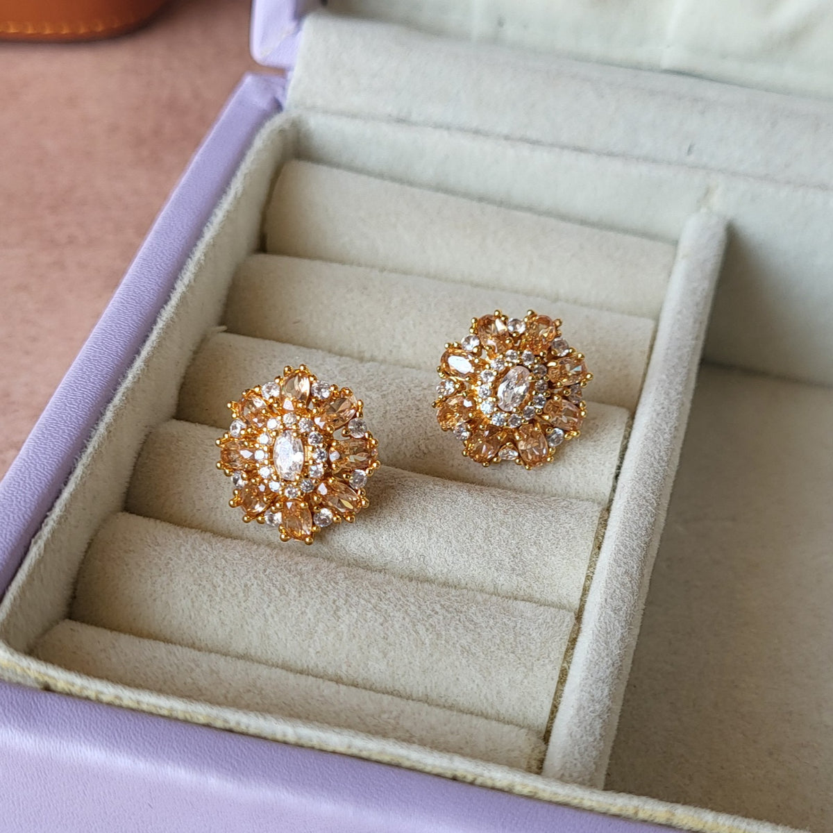 Aarohi studs