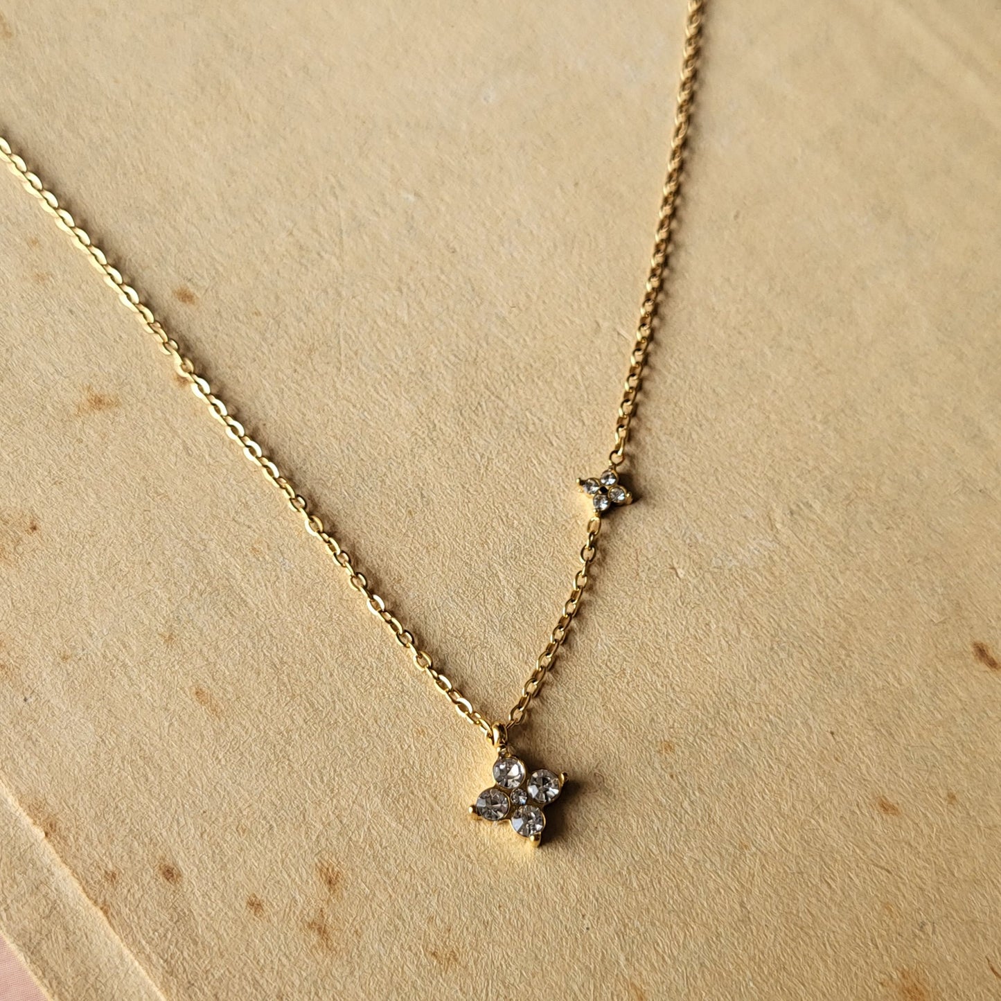 Clover drop necklace