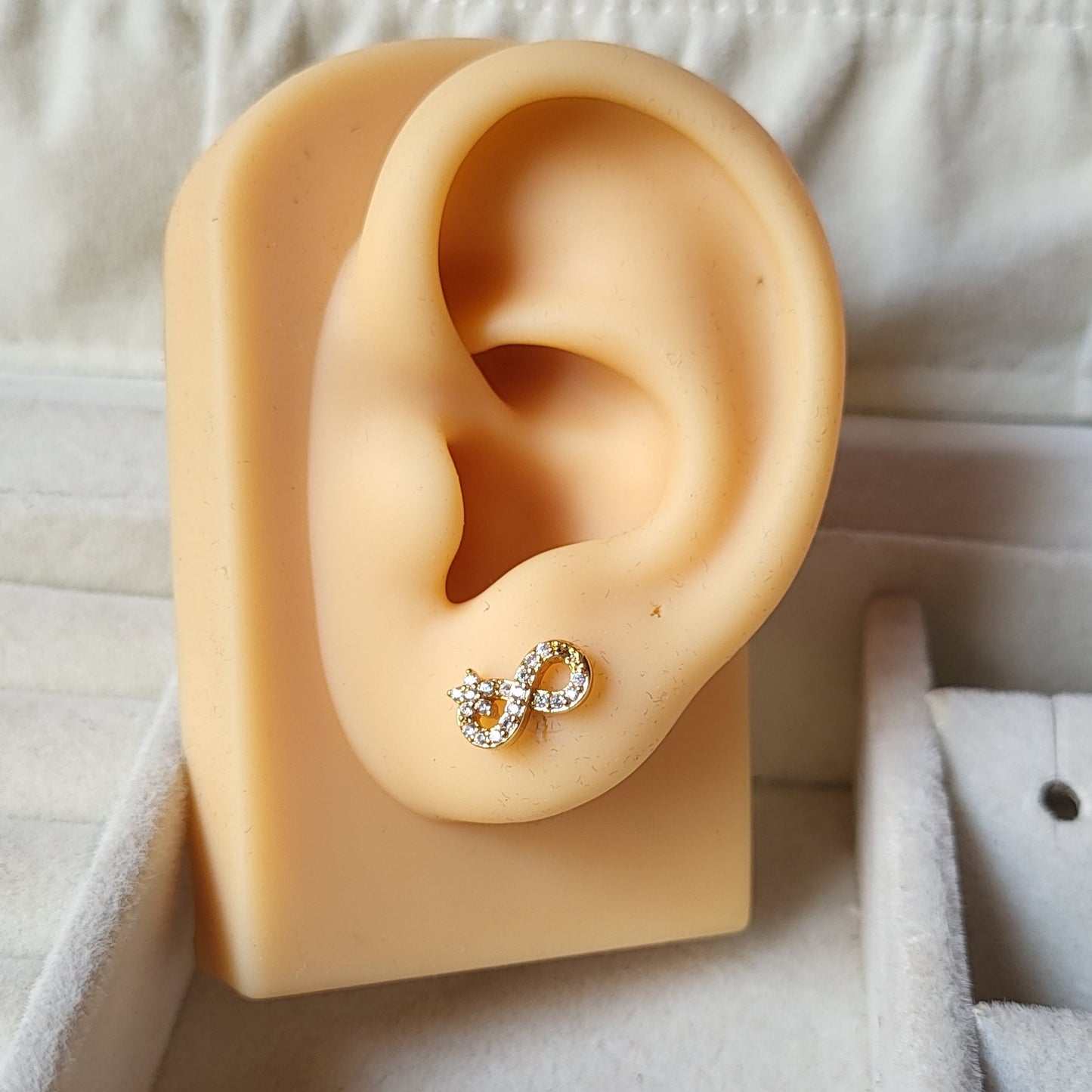 Infinity flower studs