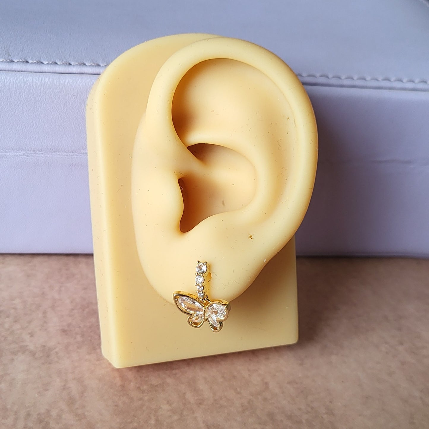 Butterfly drop studs