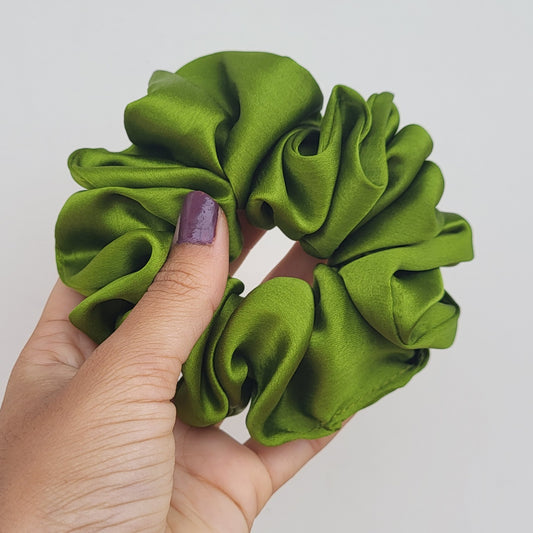 Mehandi scrunchie