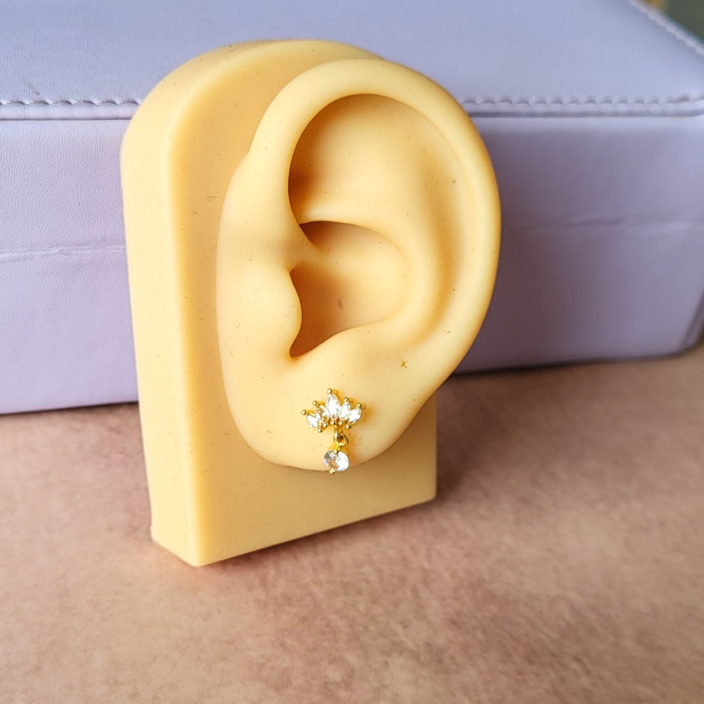 Crown drop studs (ball screwback)