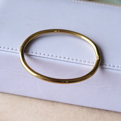 Plain kada