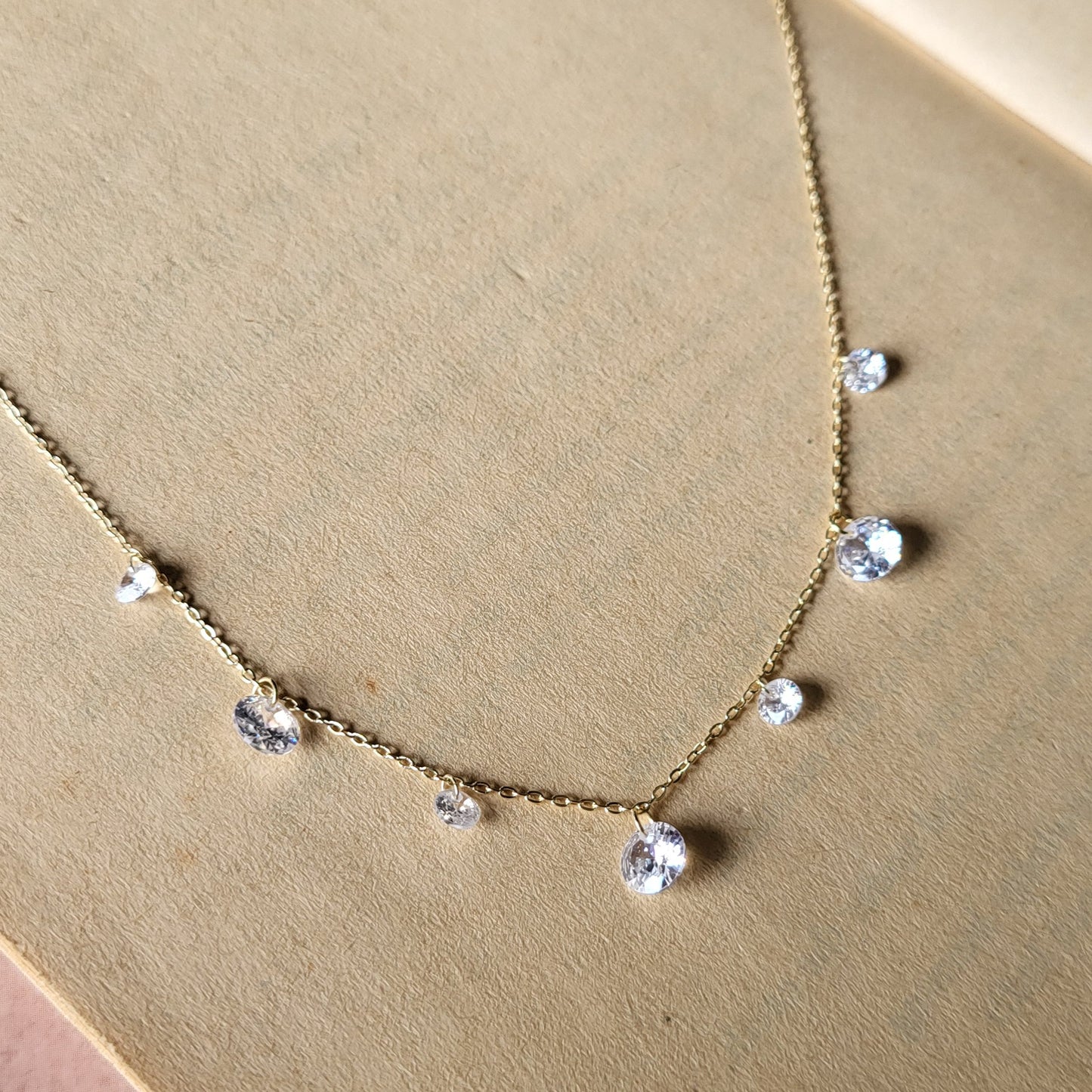 Crystal drops necklace