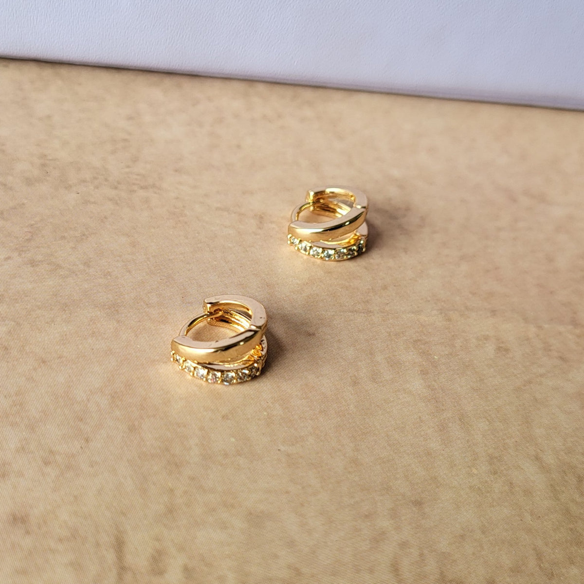 Dual layer hoops