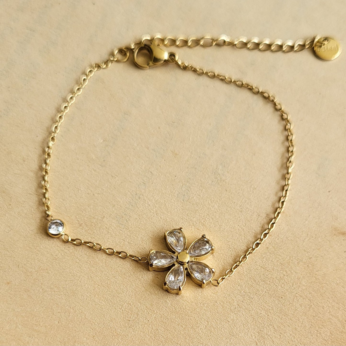 Bloom bracelet