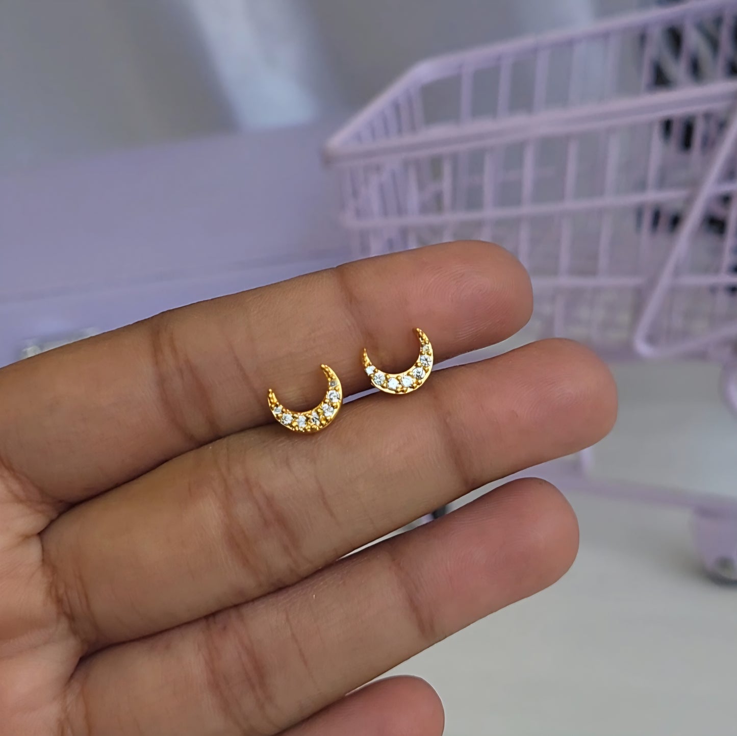 Moon studs (ball screwback)