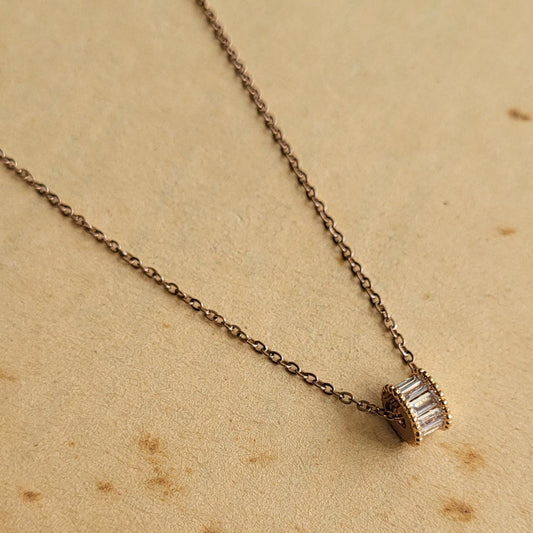 Roll it pendant chain