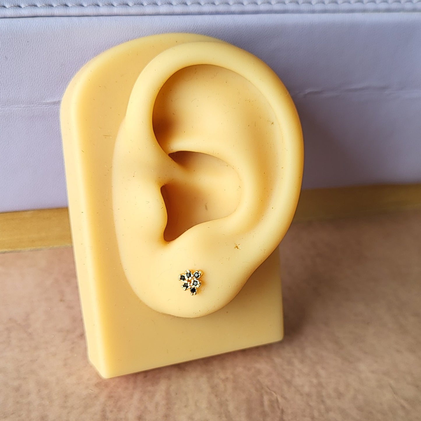 Mini studs