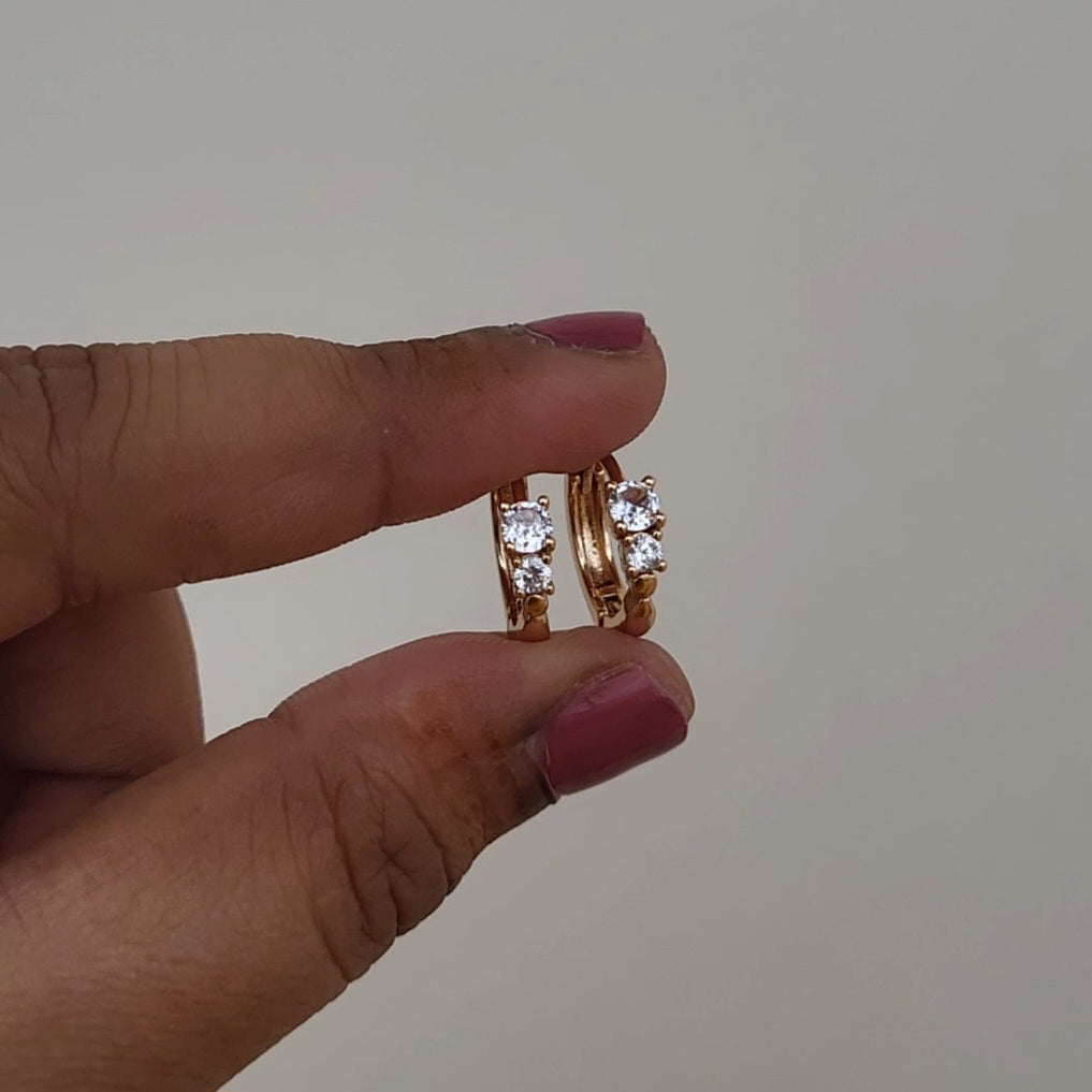 Dual stone hoops