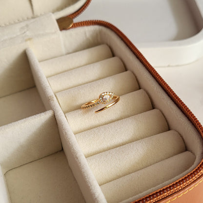 Leela ring