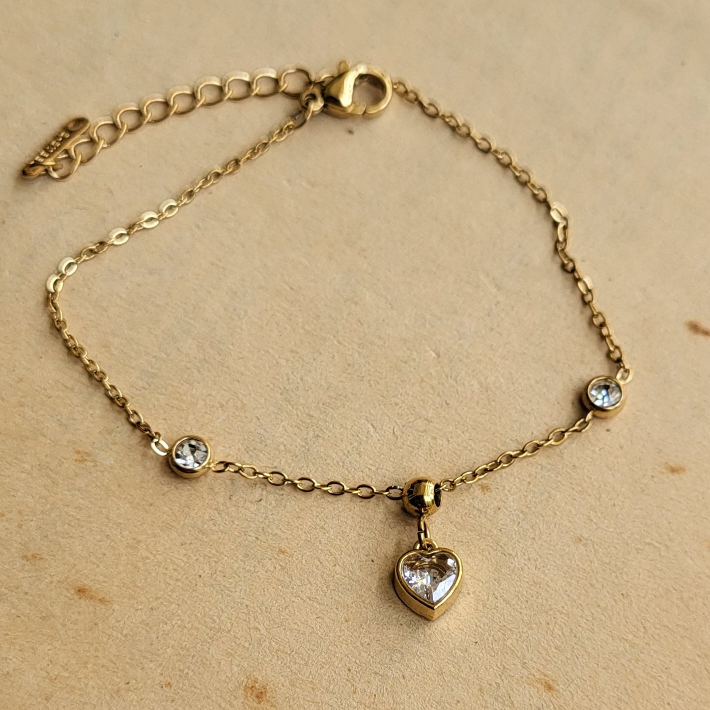 Heart drop bracelet