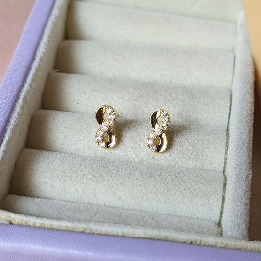 Infinity studs
