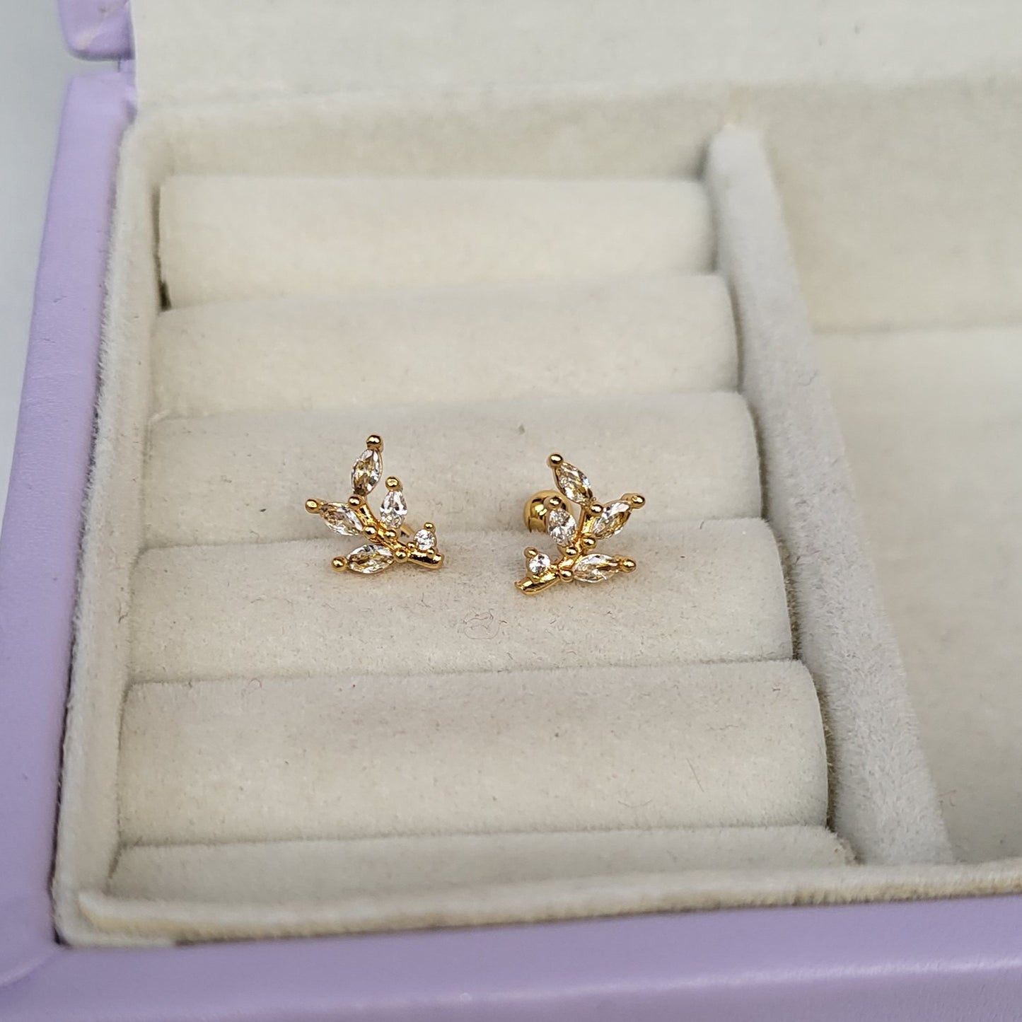 Nayan mini studs (ball screwback)