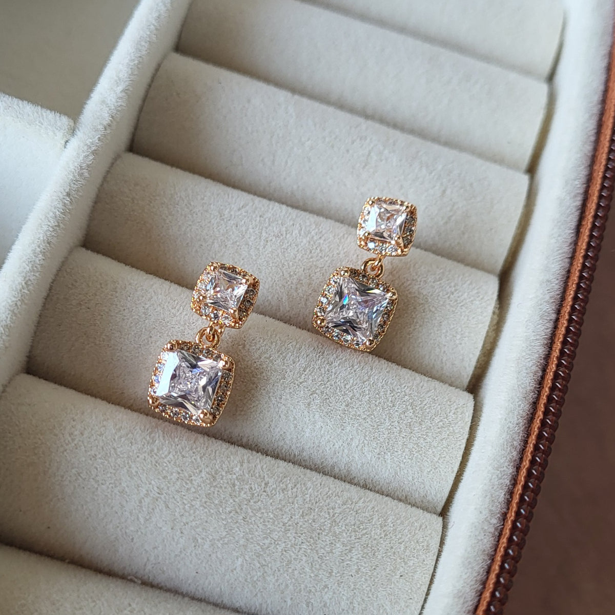 Diana studs