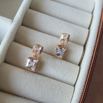 Diana studs