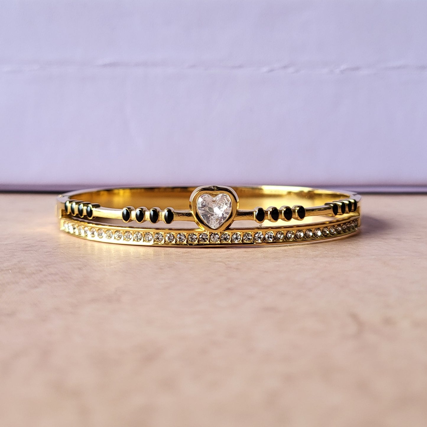 Heart black bead kada