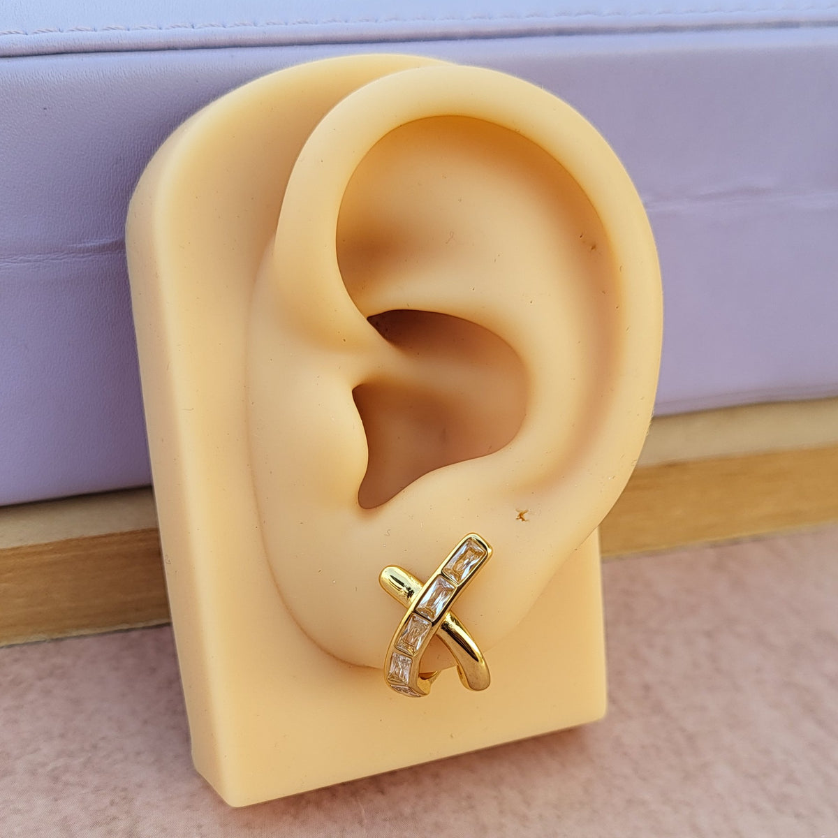 Cathrine cuff studs