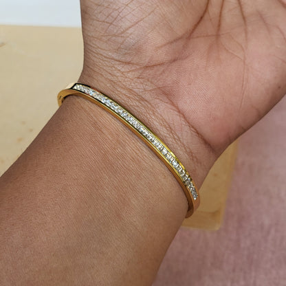 Shimmer kada