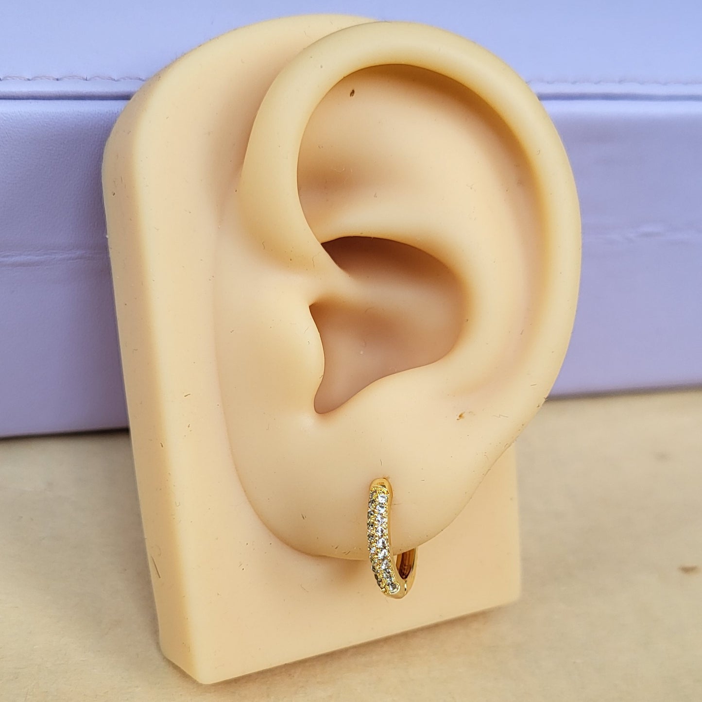 Dual look hoops