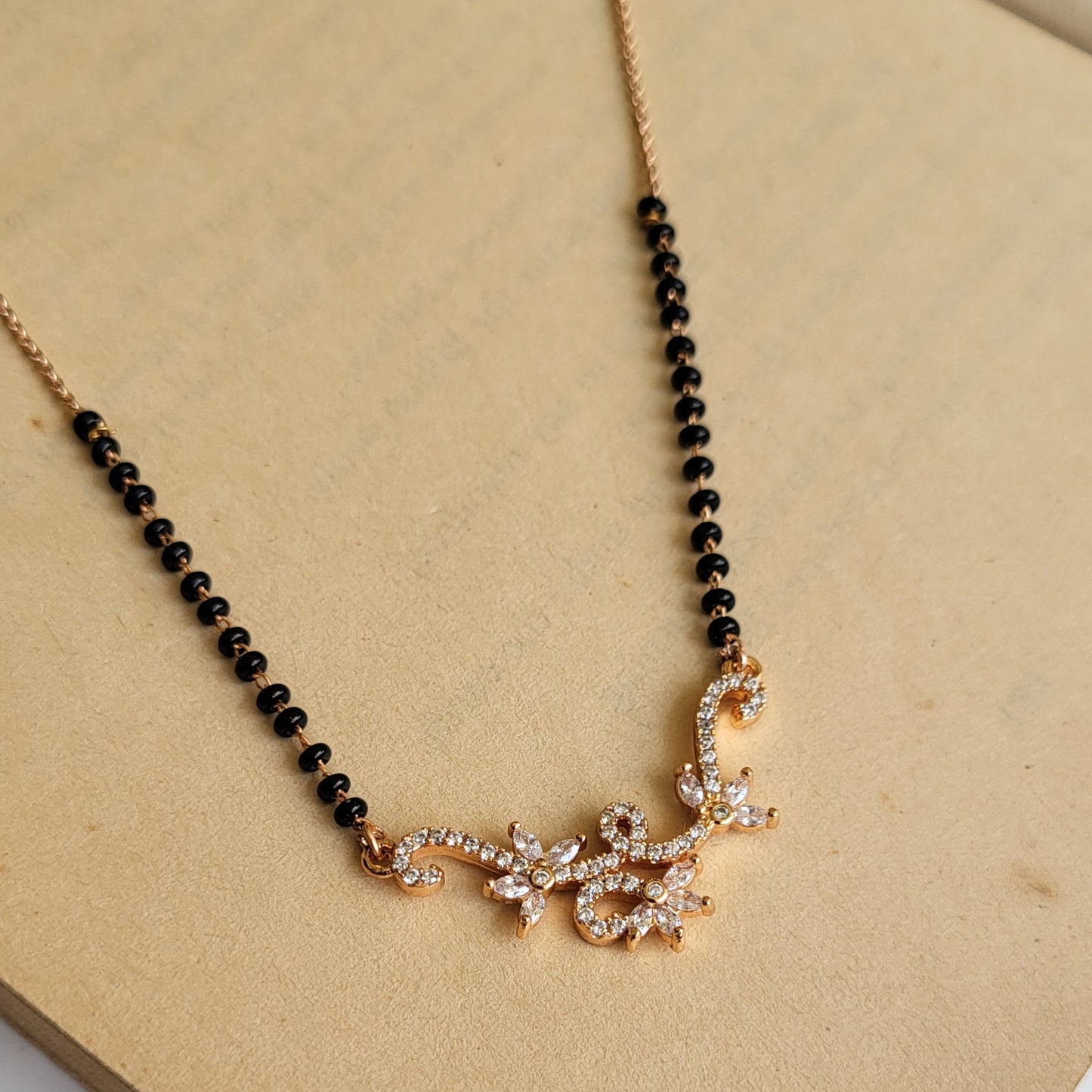 Latha mangalsutra
