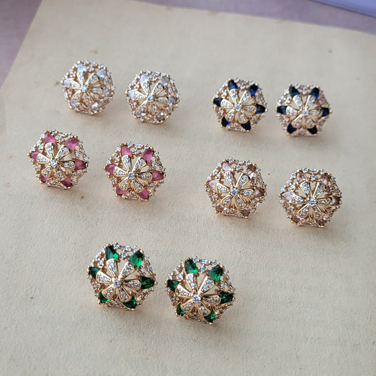 Mandara studs