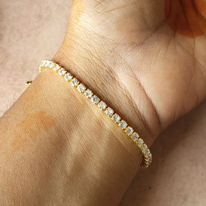 Tennis bracelet