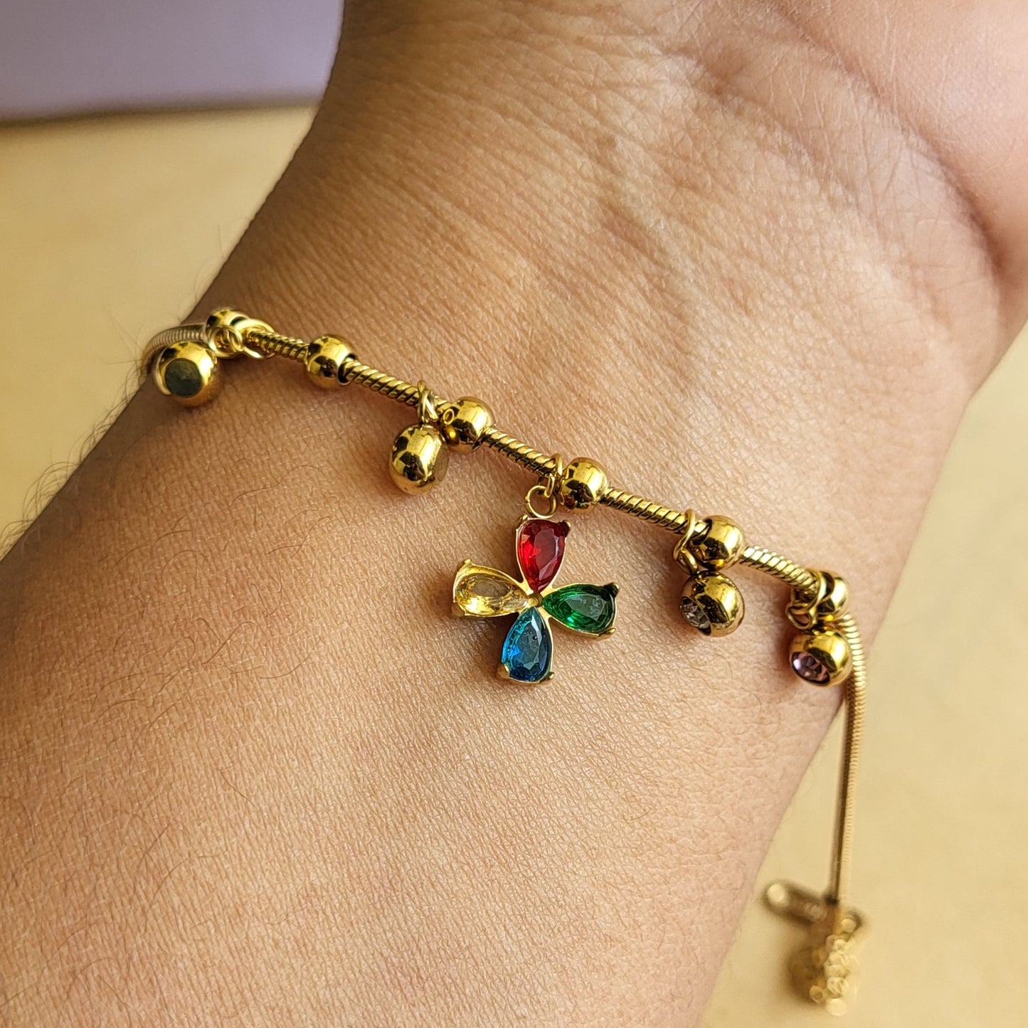 Color drops bracelet