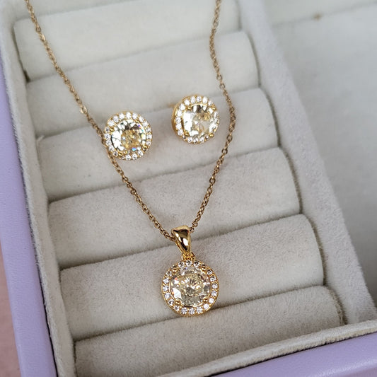 Purple pendant chain