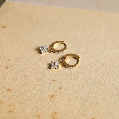 Flower drop earrings