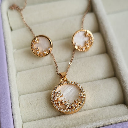 Galaxy pendant set