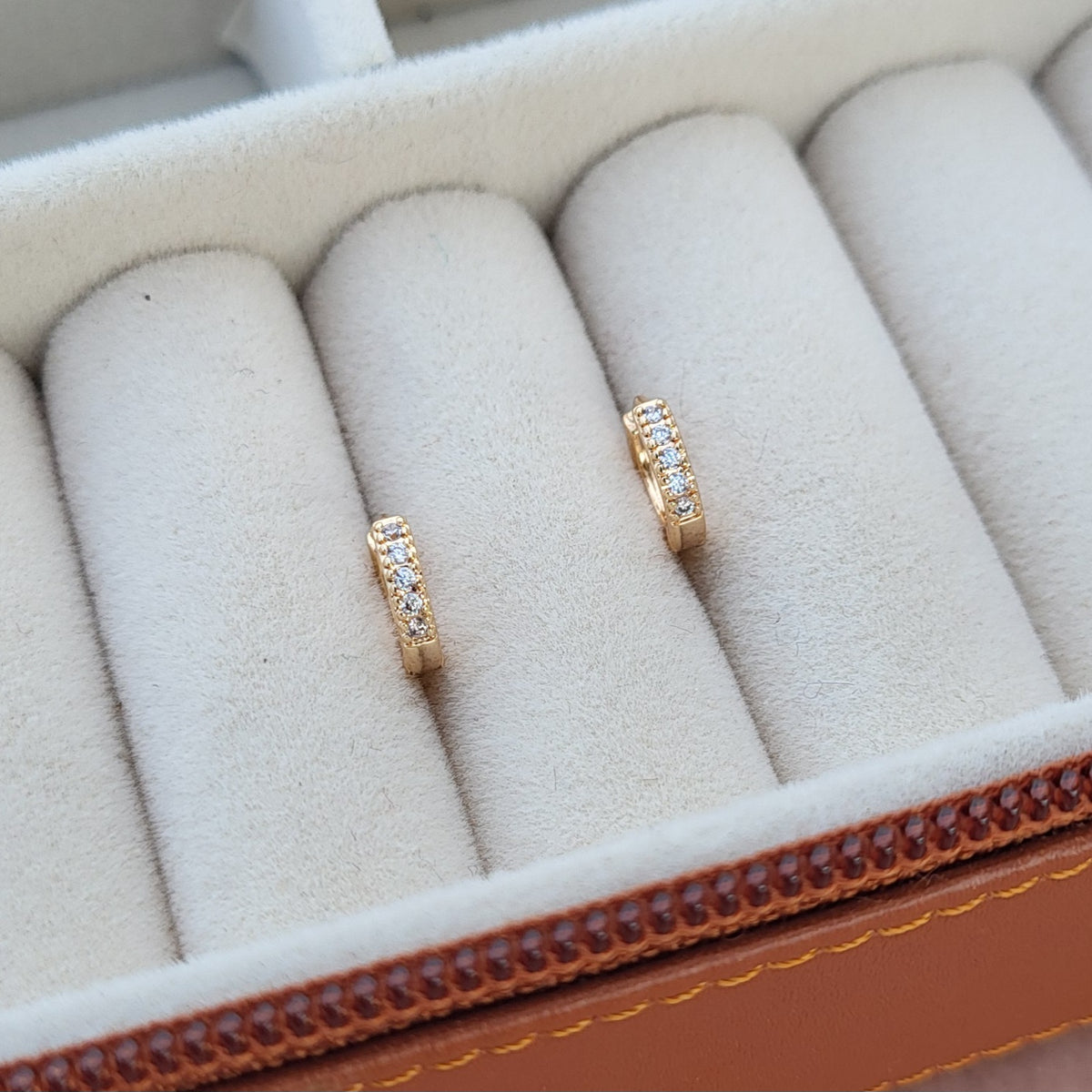 Mia mini hoops