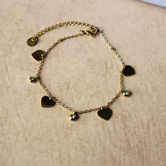 Heart charms bracelet