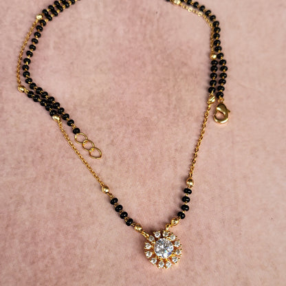 Dolly black beads