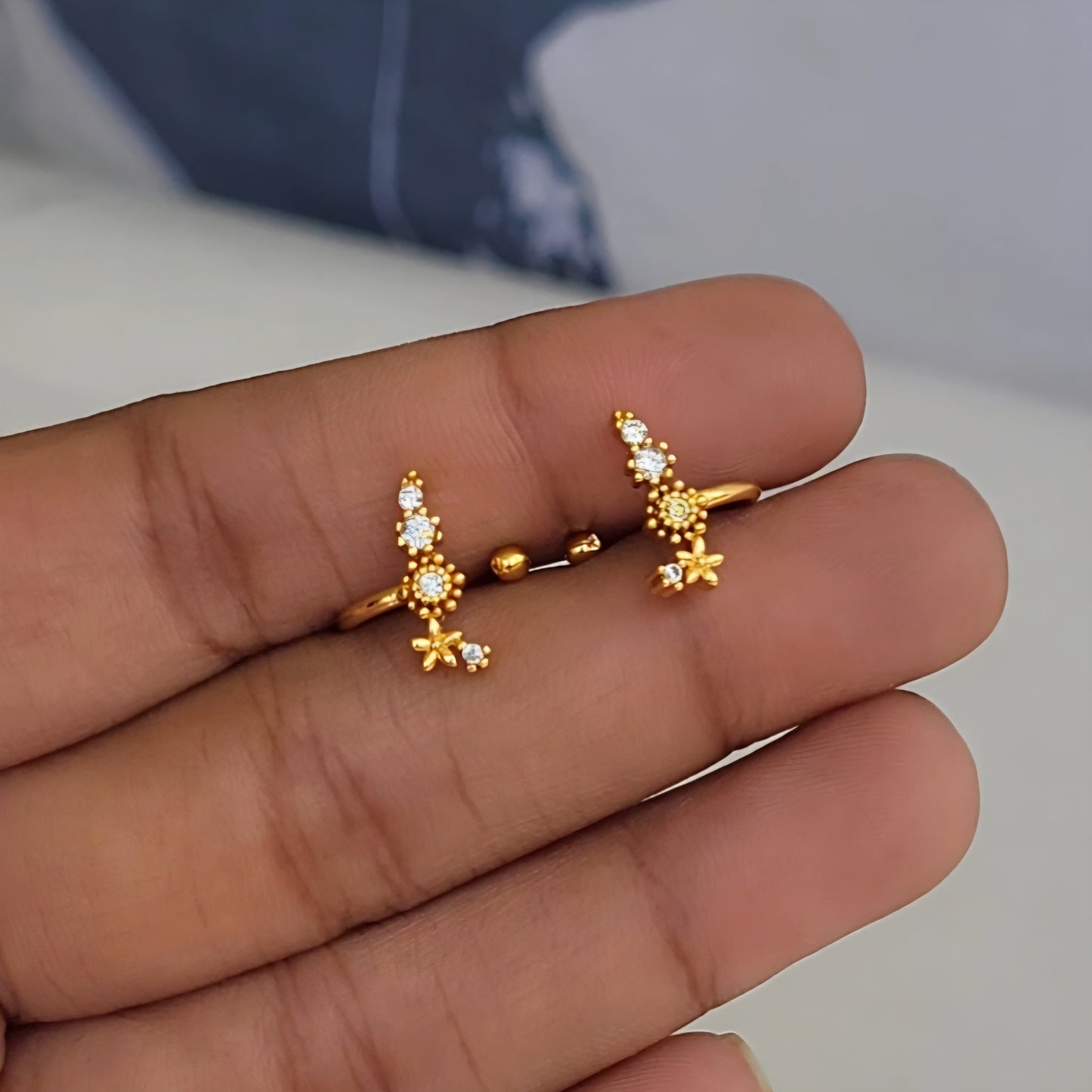 Galaxy earclip