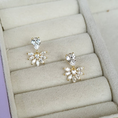 Leaf Drop studs