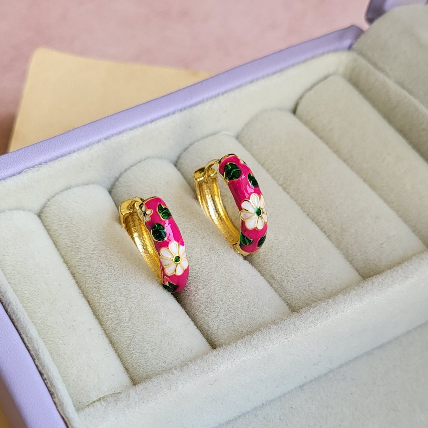 Vintage enamel hoops