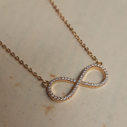 INFINITY pendant chain
