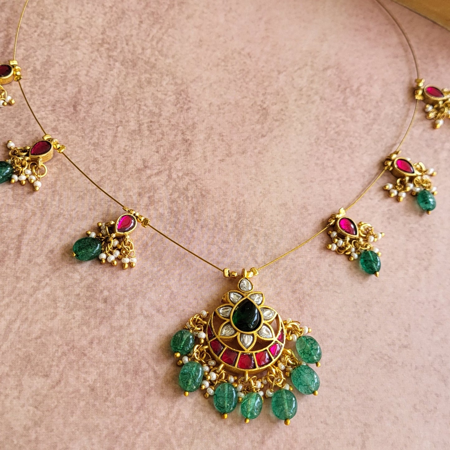 Deepika jadau invisible necklace