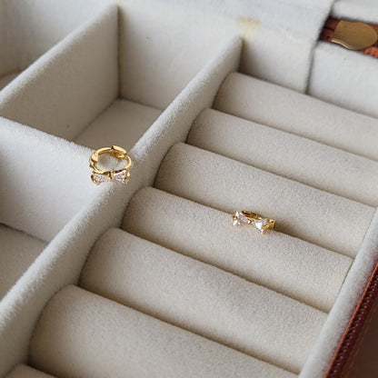 Bow mini hoops