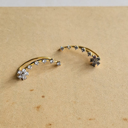 Fleur earcuff