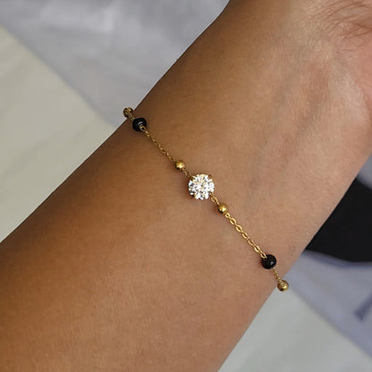 Senorita hand mangalsutra