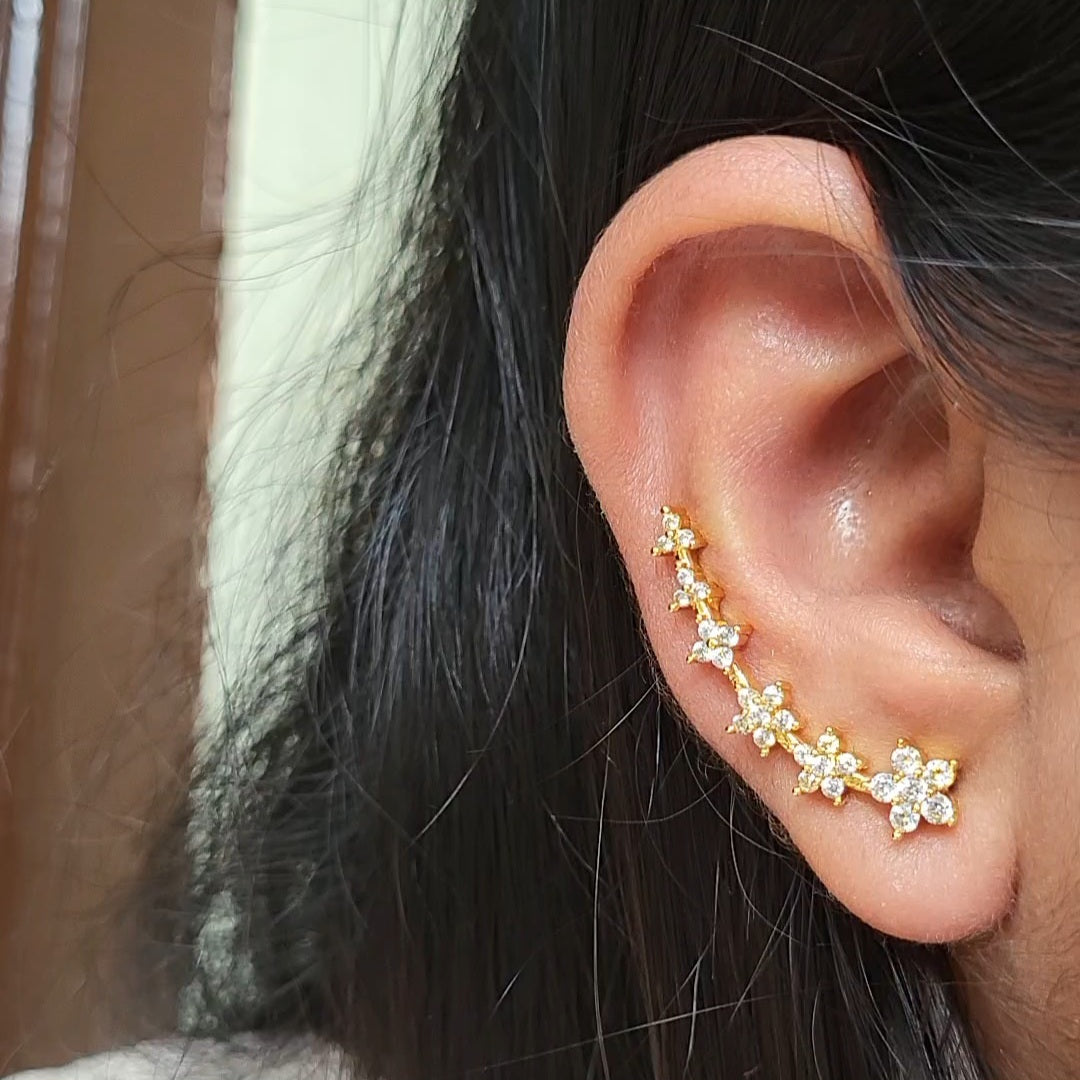 Bloom earcuff