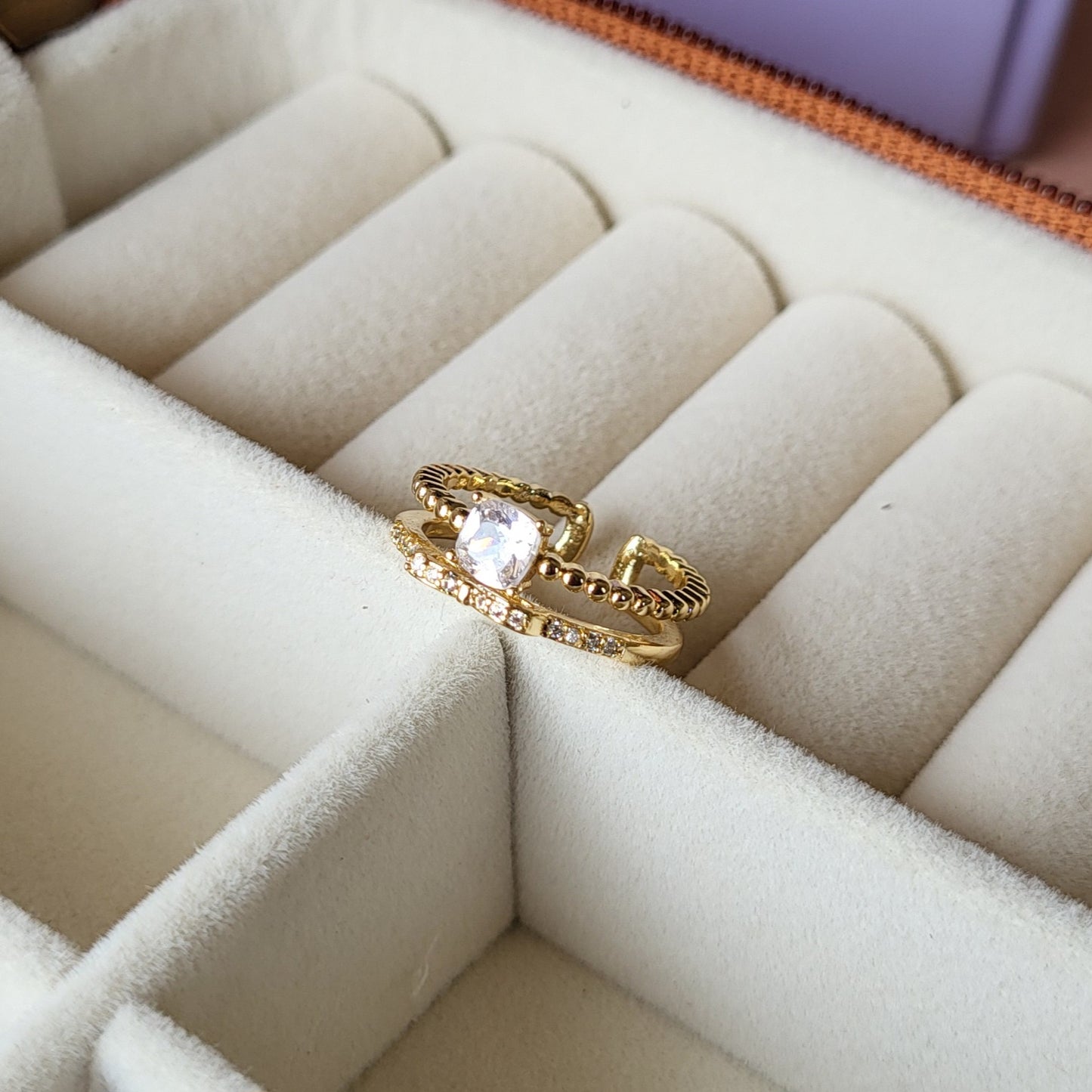 Merve finger ring