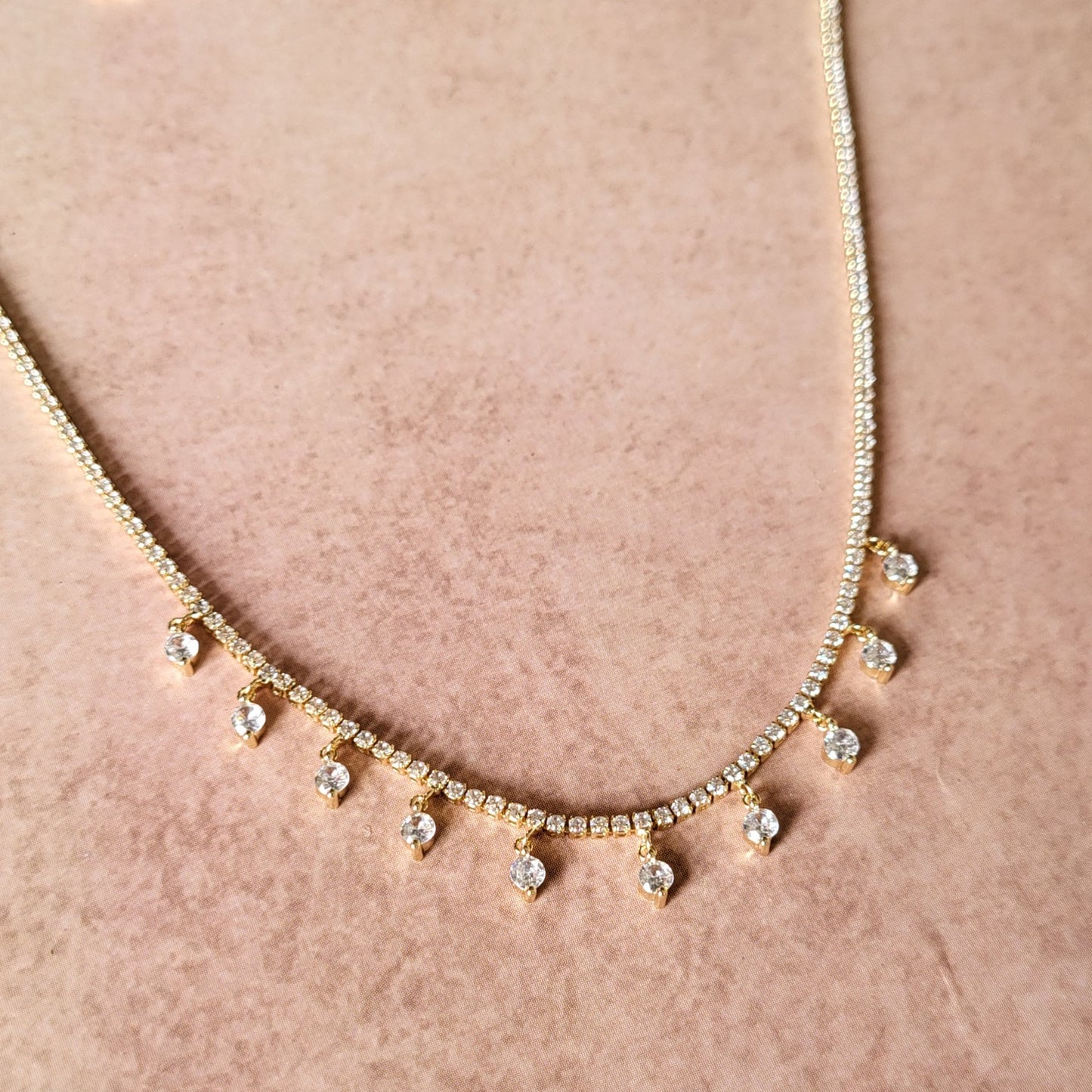 Crystal drops necklace