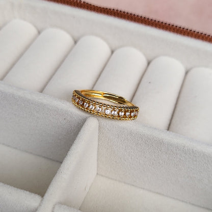 Krystle finger ring