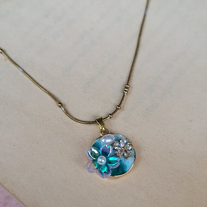 Lavender pendant chain