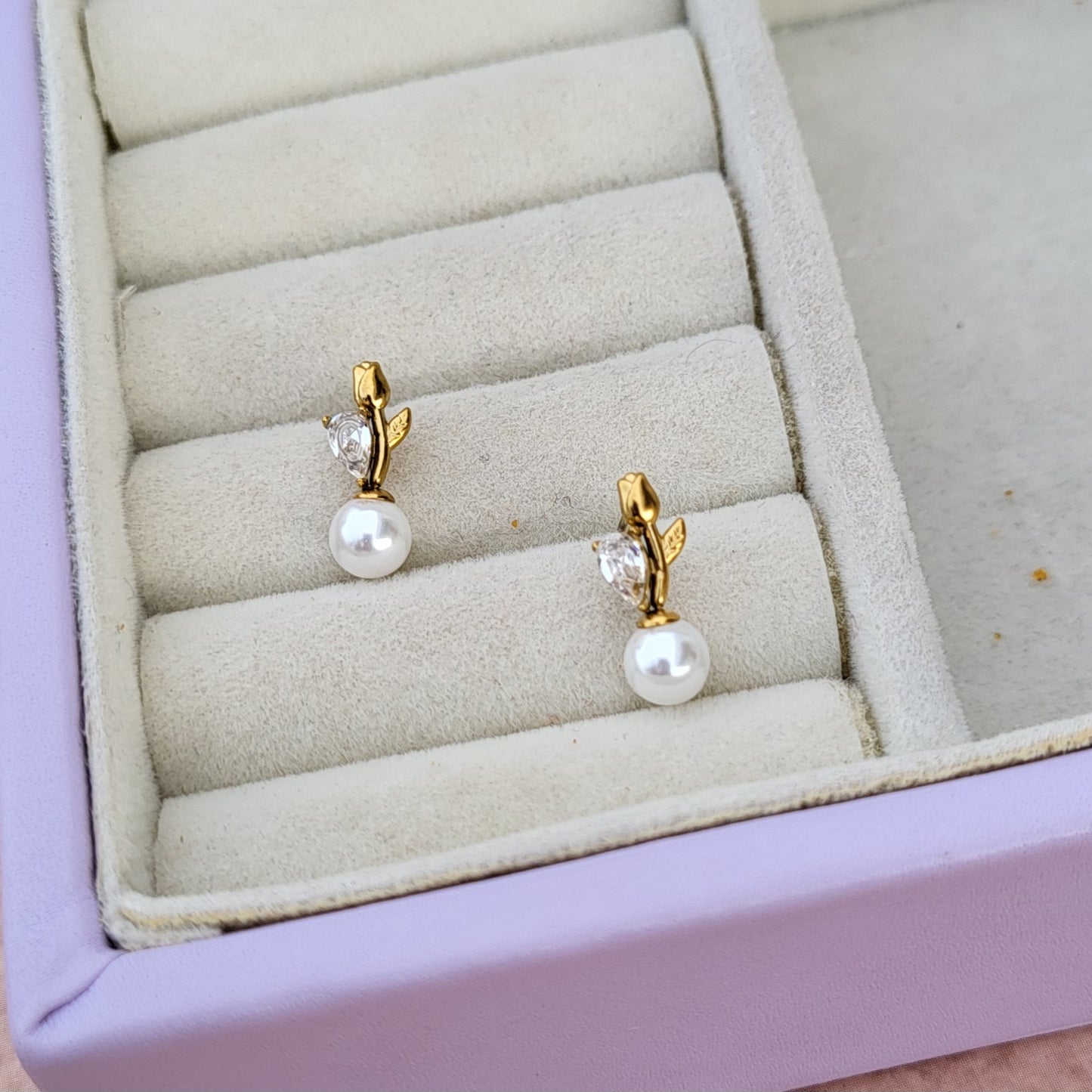 Rose pearl studs