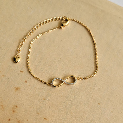 Infinity bracelet (ishwarya)